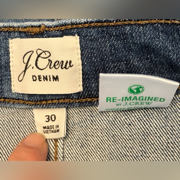 J CREW s30 high rise denim shorts Look brand new! Super cute, dark rinse - Picture 3 of 7